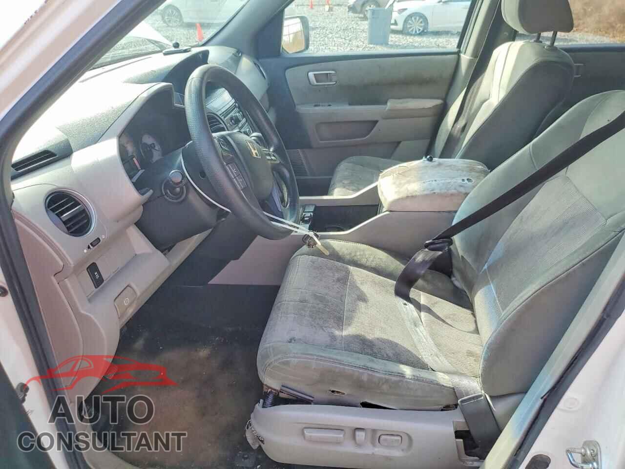 HONDA PILOT 2013 - 5FNYF3H46DB016124