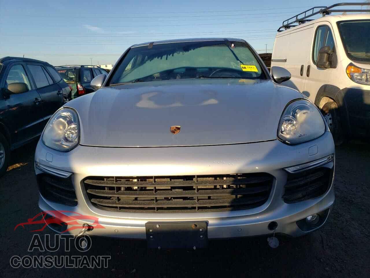 PORSCHE CAYENNE 2017 - WP1AE2A29HLA71658