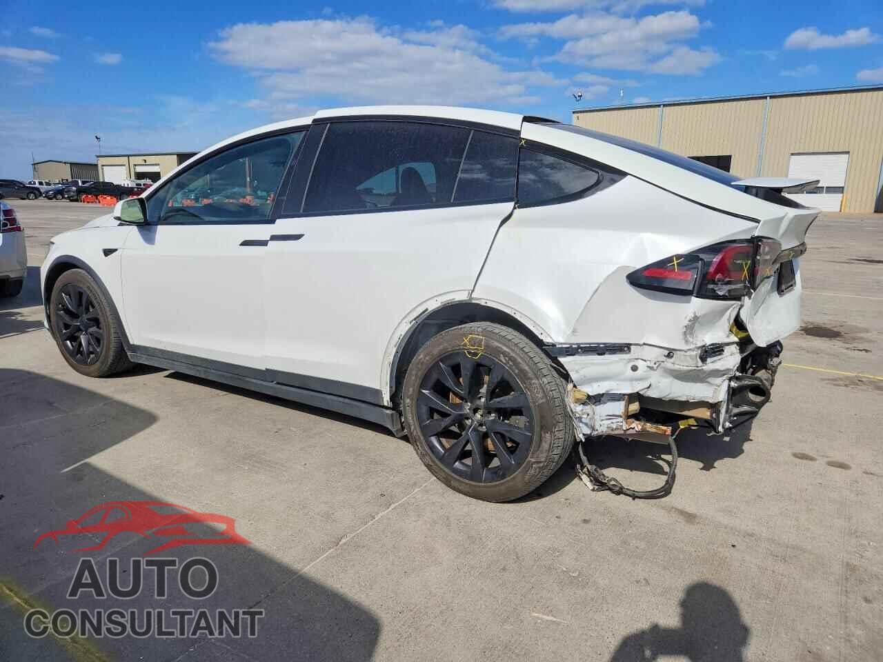TESLA MODEL X 2022 - 7SAXCBE58NF336285
