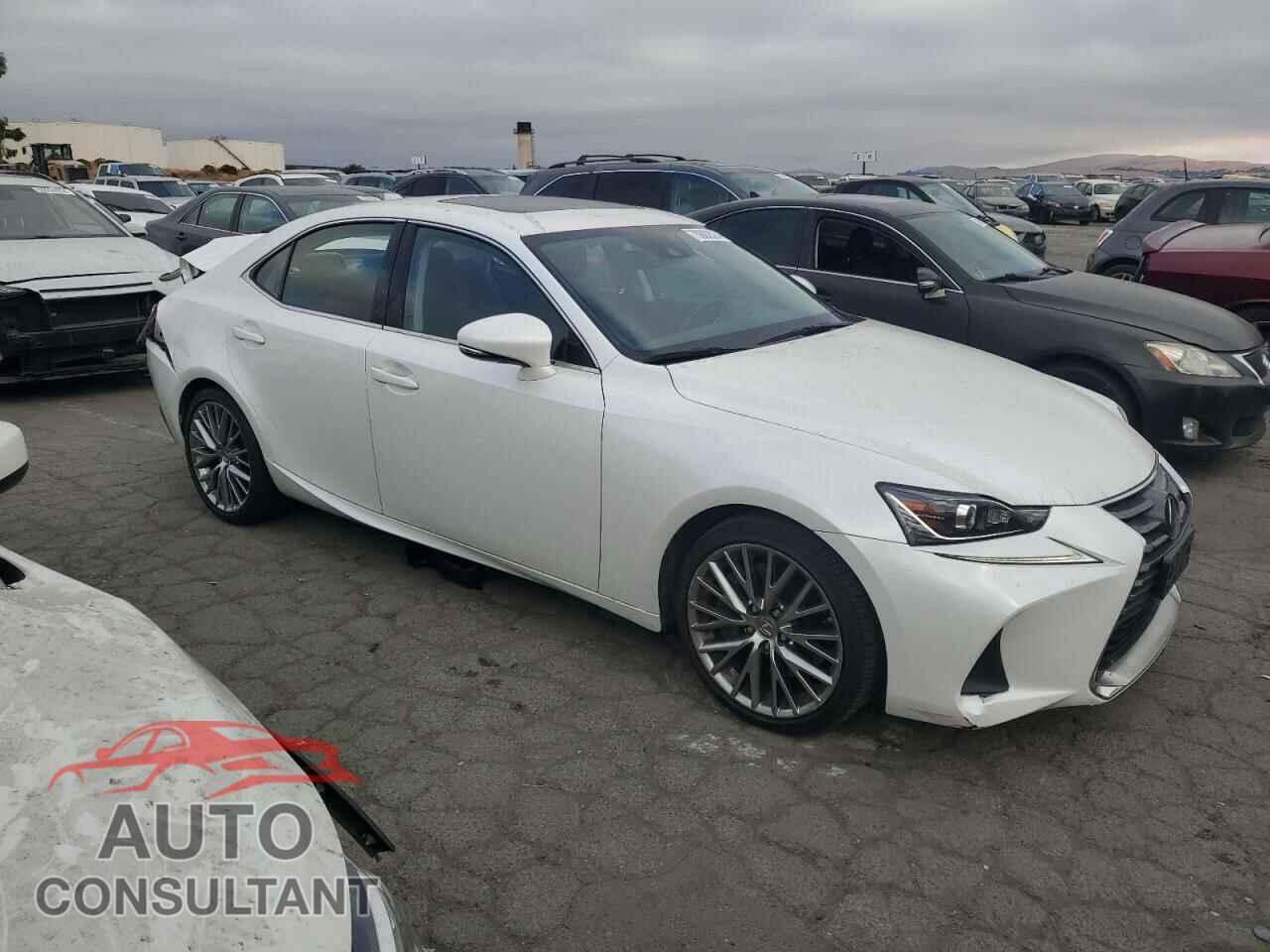 LEXUS IS 2017 - JTHBA1D21H5058994