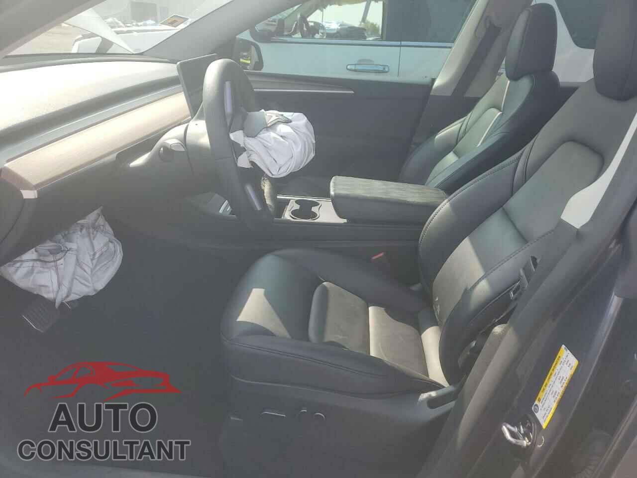 TESLA MODEL Y 2023 - 7SAYGDEEXPF833555