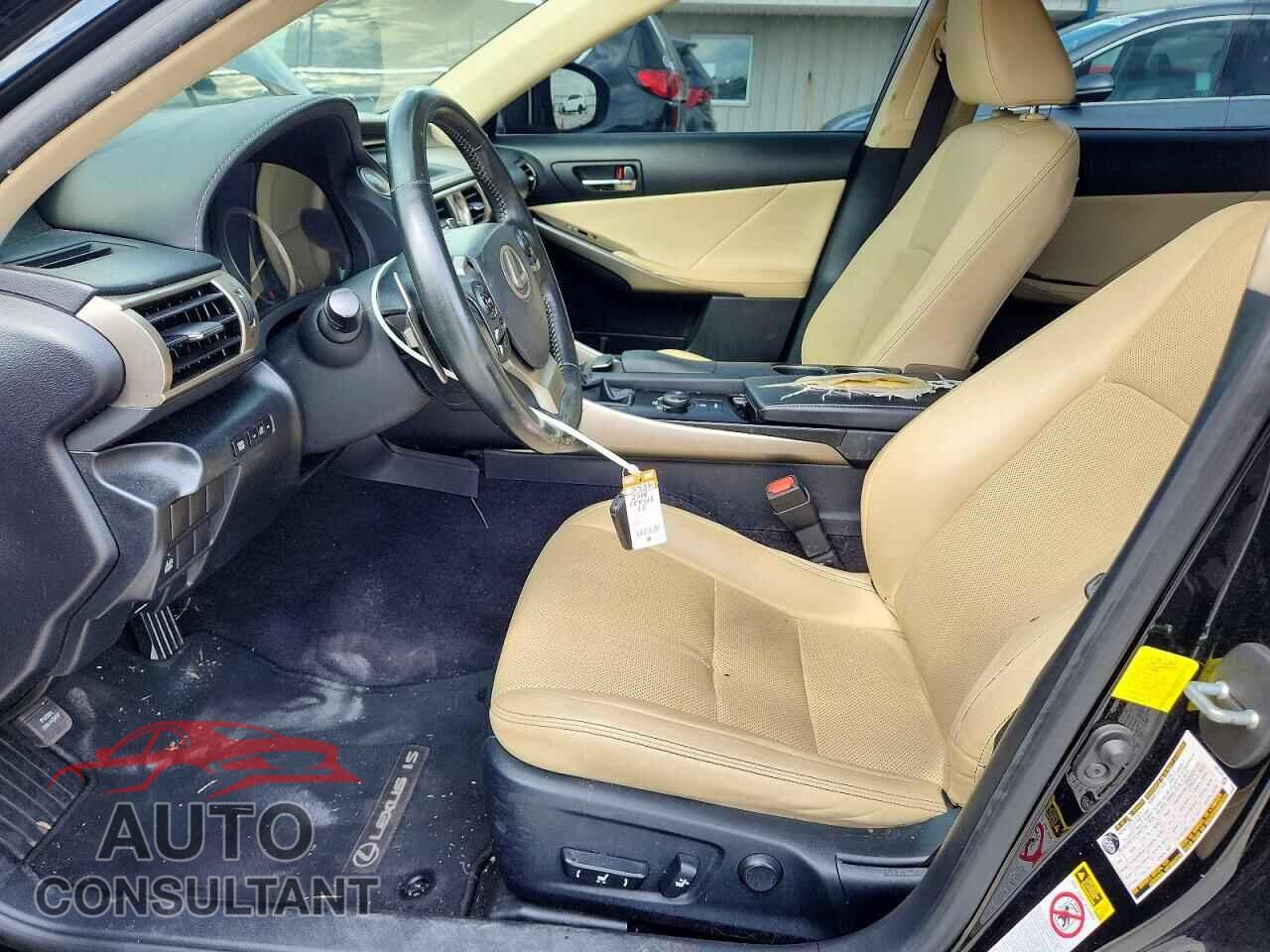 LEXUS IS 2014 - JTHCF1D22E5011975