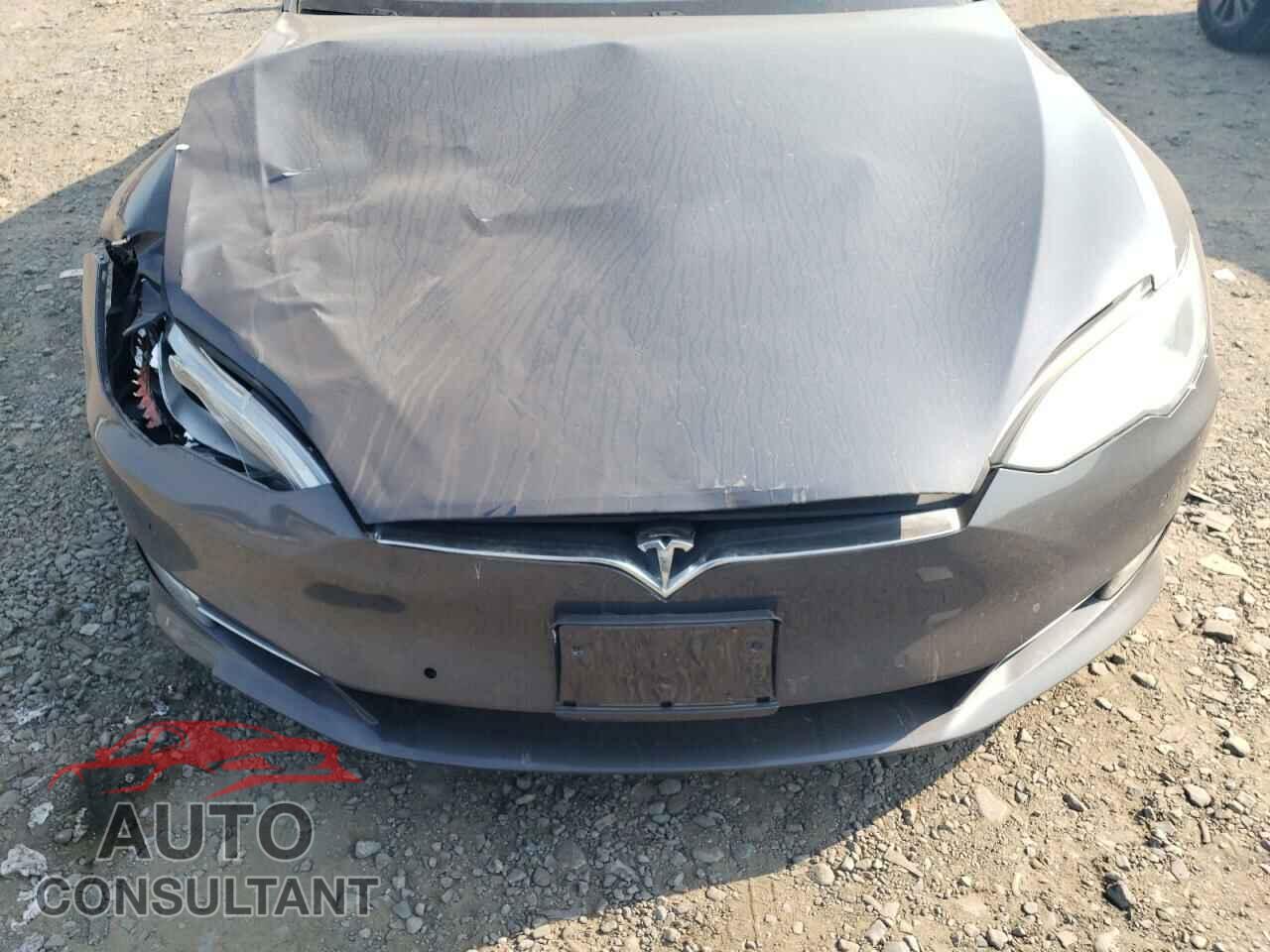 TESLA MODEL S 2018 - 5YJSA1E23JF252561