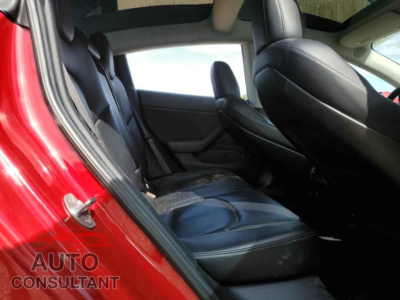 TESLA MODEL 3 2018 - 5YJ3E1EA5JF018082