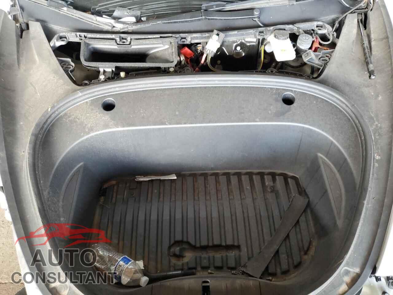 TESLA MODEL 3 2023 - 5YJ3E1EA4PF620982
