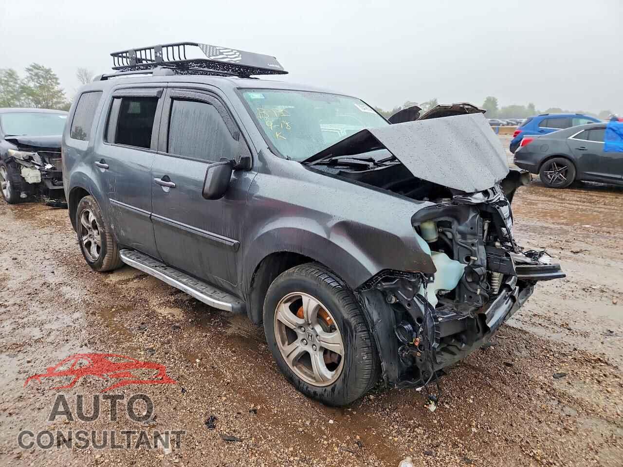 HONDA PILOT 2013 - 5FNYF4H68DB024944