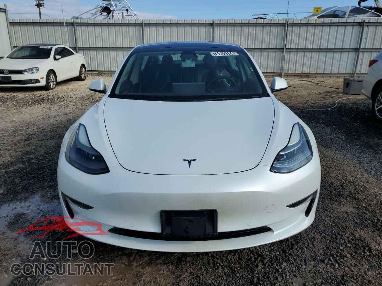 TESLA MODEL 3 2022 - 5YJ3E1EB1NF168527