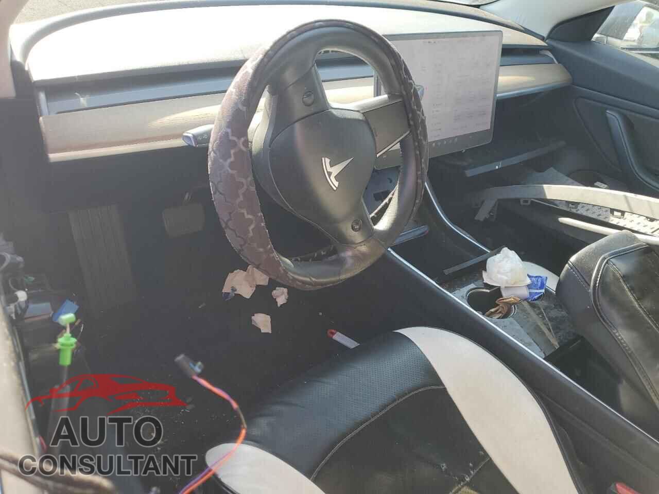 TESLA MODEL 3 2019 - 5YJ3E1EA6KF475937