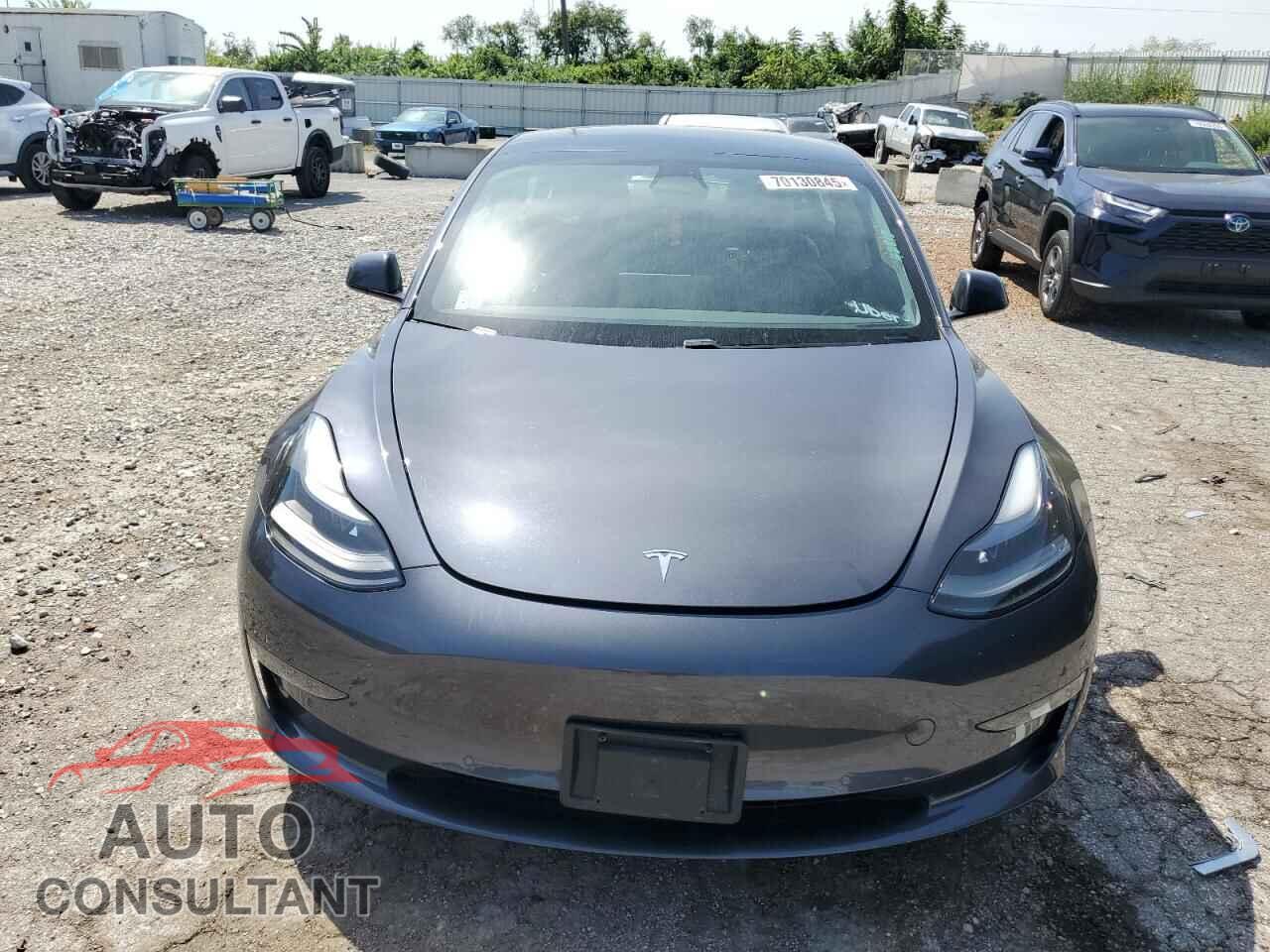 TESLA MODEL 3 2021 - 5YJ3E1EB0MF979055