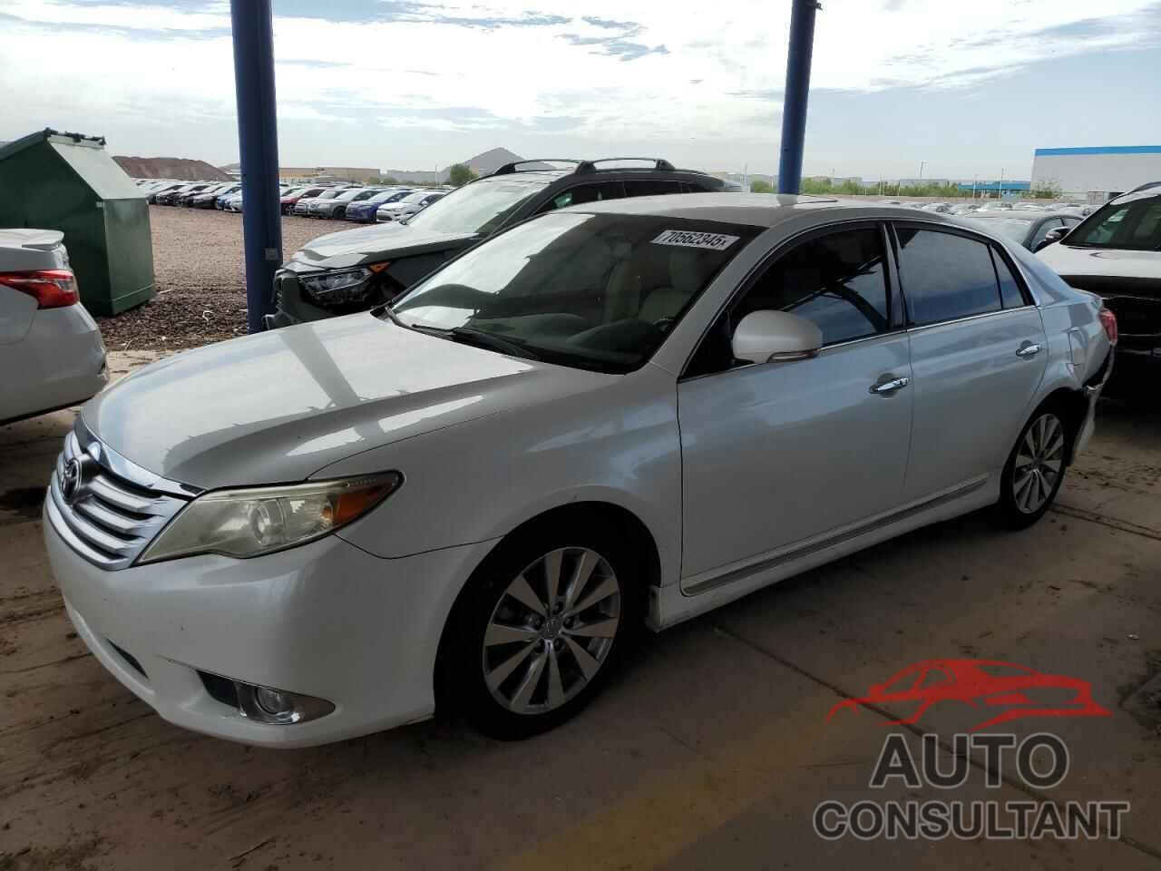 TOYOTA AVALON 2011 - 4T1BK3DB6BU383384