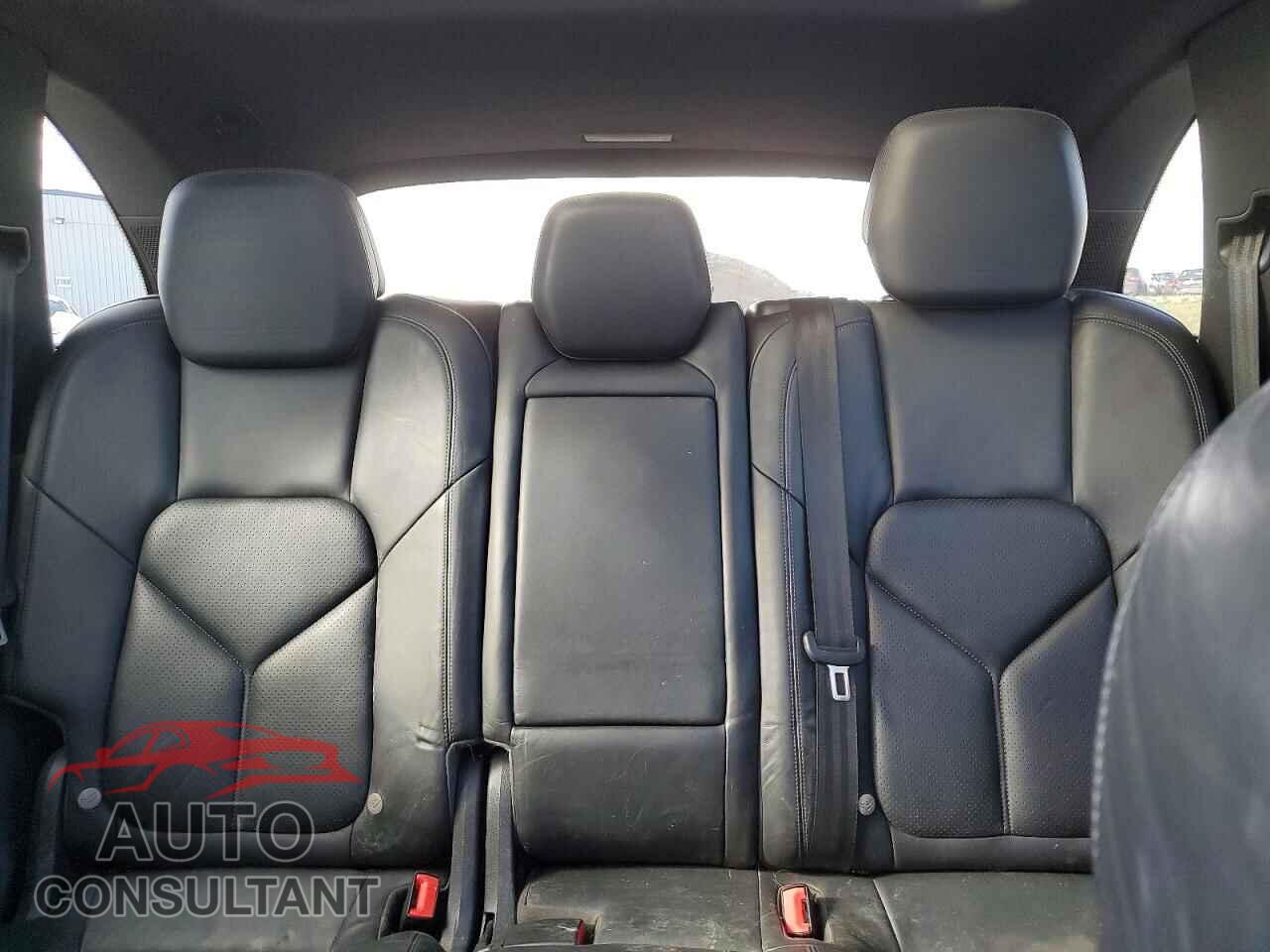 PORSCHE CAYENNE 2013 - WP1AA2A23DLA07962