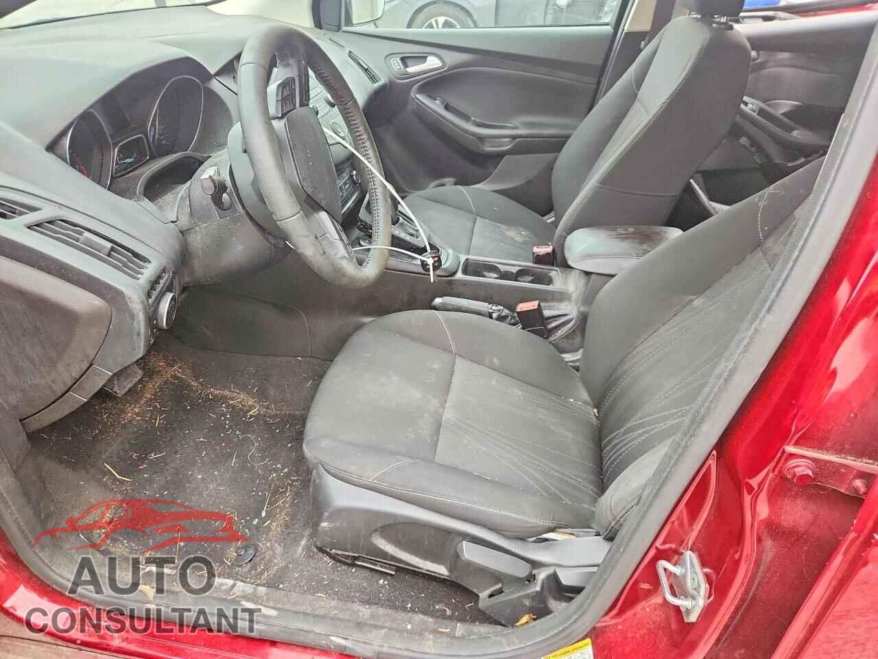 FORD FOCUS 2016 - 1FADP3K28GL356031