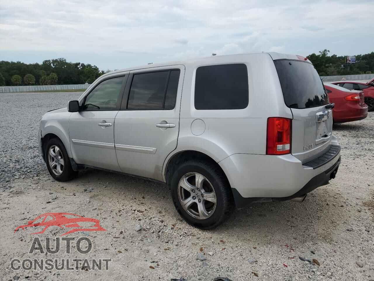 HONDA PILOT 2013 - 5FNYF3H54DB012081