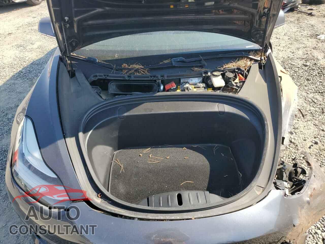 TESLA MODEL 3 2019 - 5YJ3E1EB1KF413533