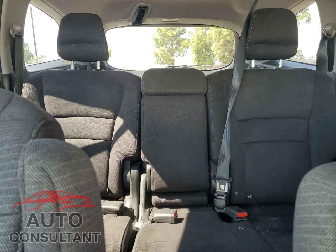 HONDA PILOT 2018 - 5FNYF5H18JB018194