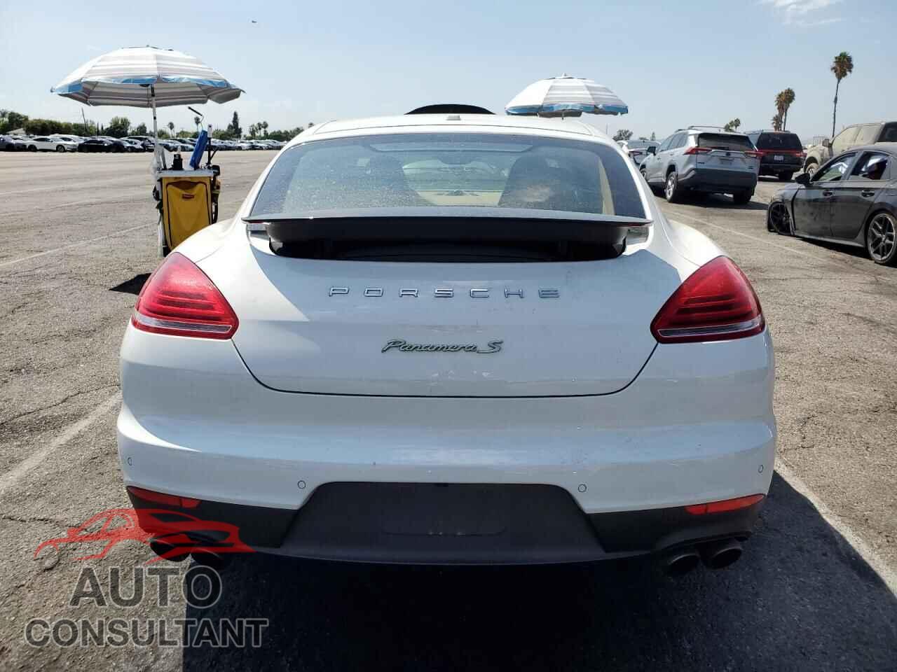 PORSCHE PANAMERA 2014 - WP0AD2A7XEL044447