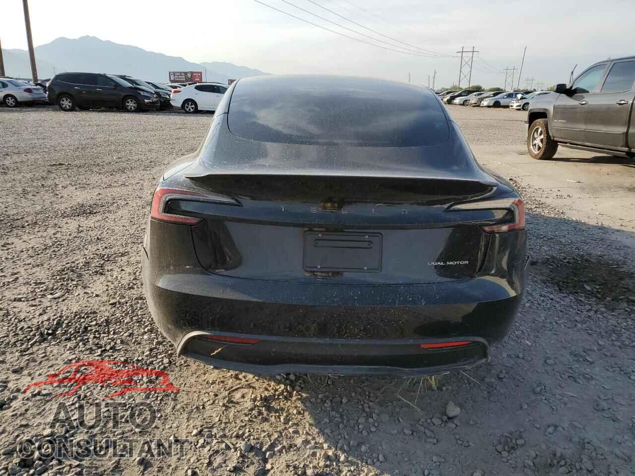 TESLA MODEL 3 2024 - 5YJ3E1EB2RF854887