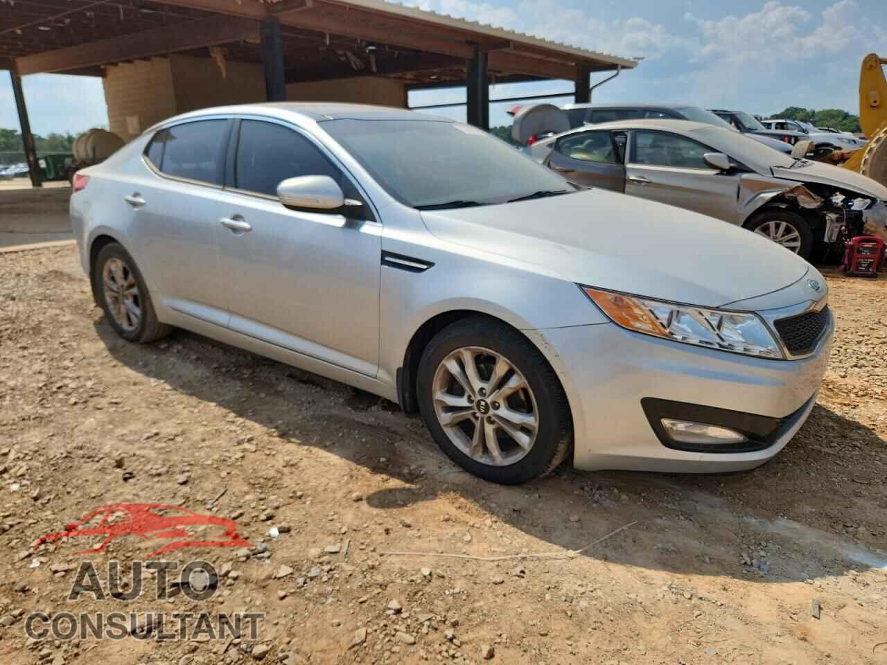 KIA OPTIMA 2011 - KNAGN4A73B5128724