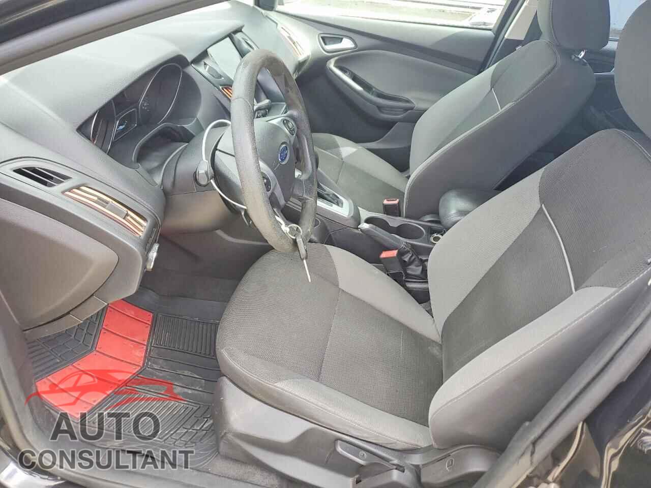 FORD FOCUS 2014 - 1FADP3F21EL118416