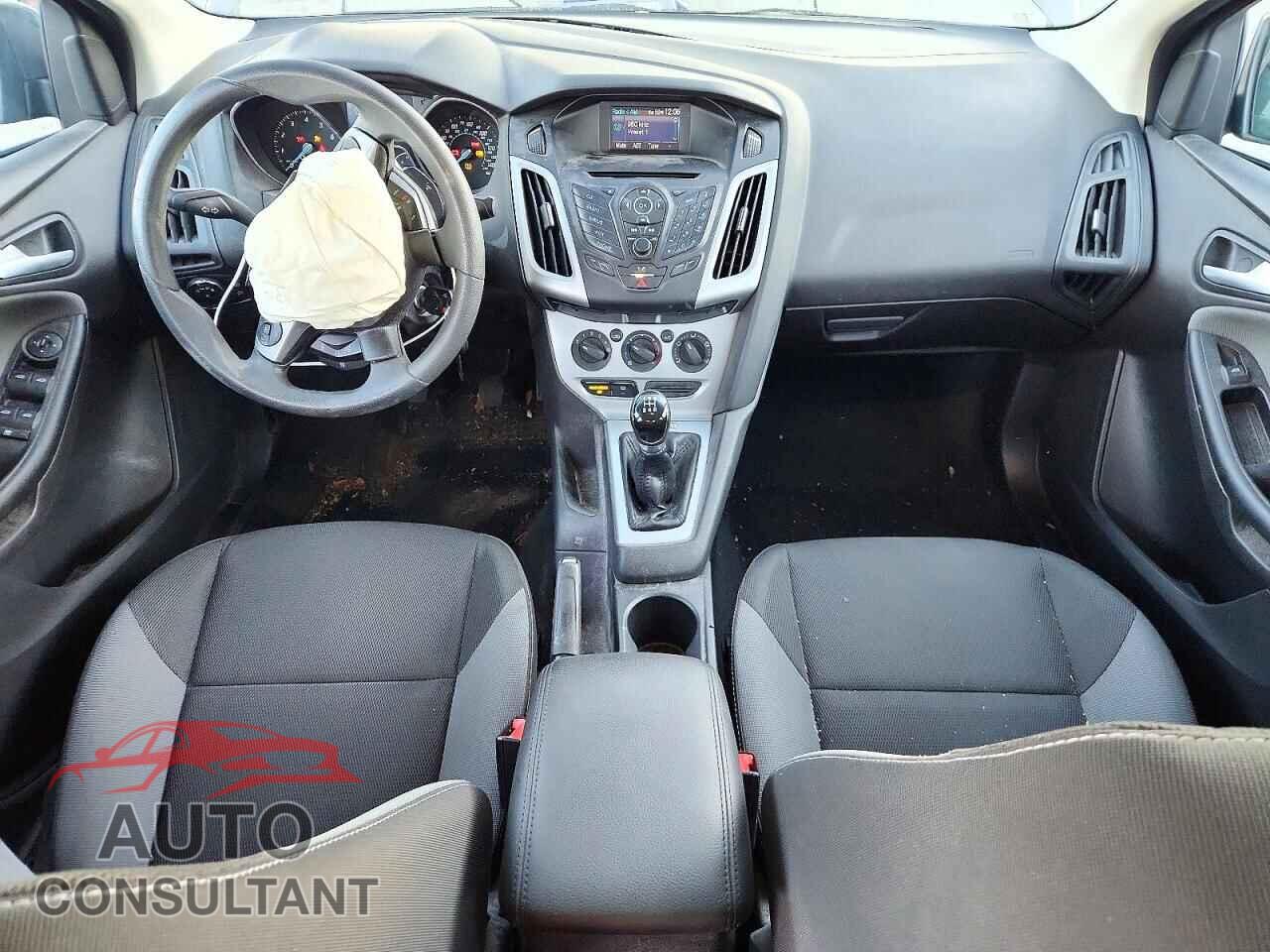FORD FOCUS 2012 - 1FAHP3F27CL222102
