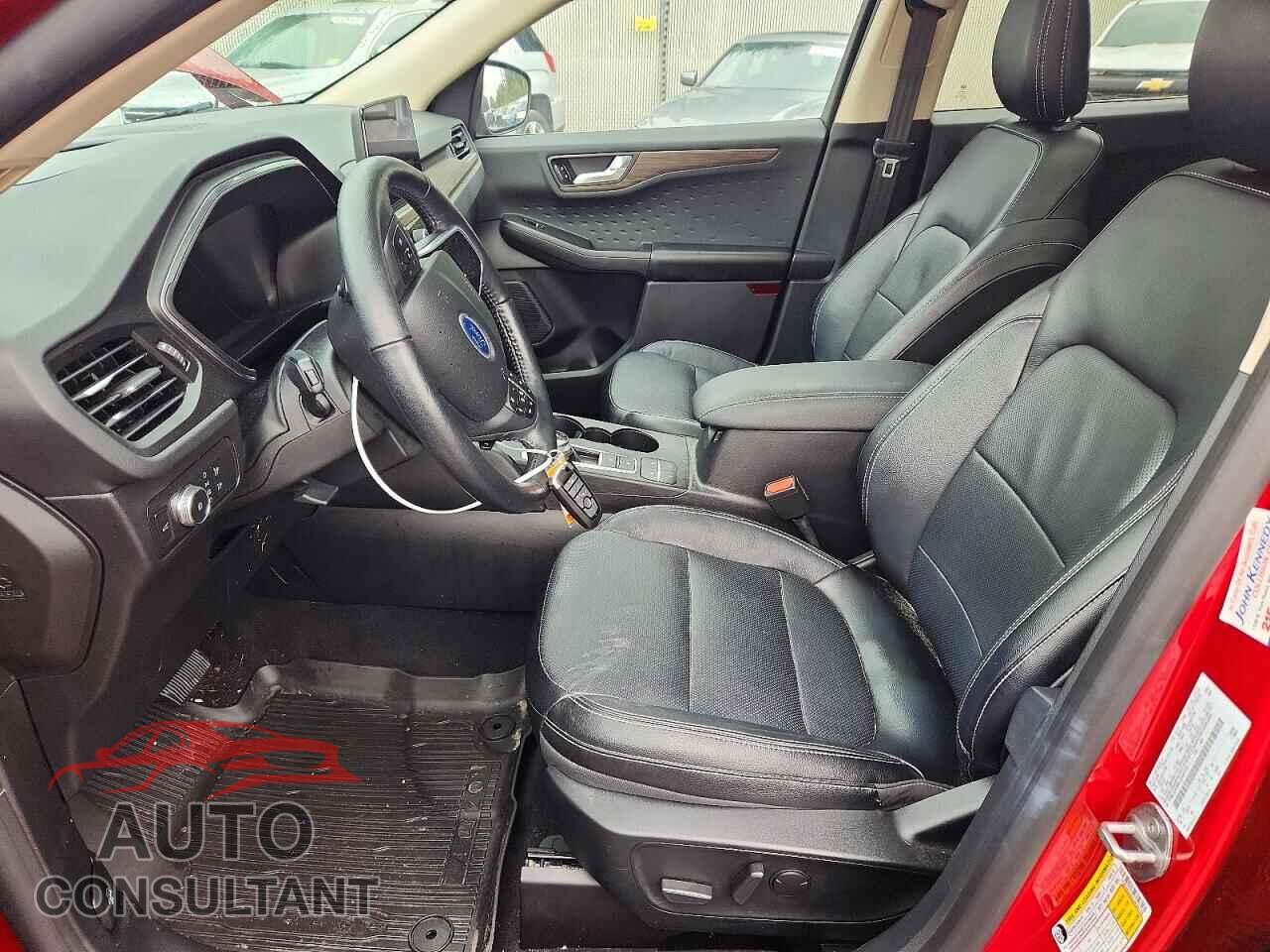 FORD ESCAPE 2020 - 1FMCU9J98LUA90719