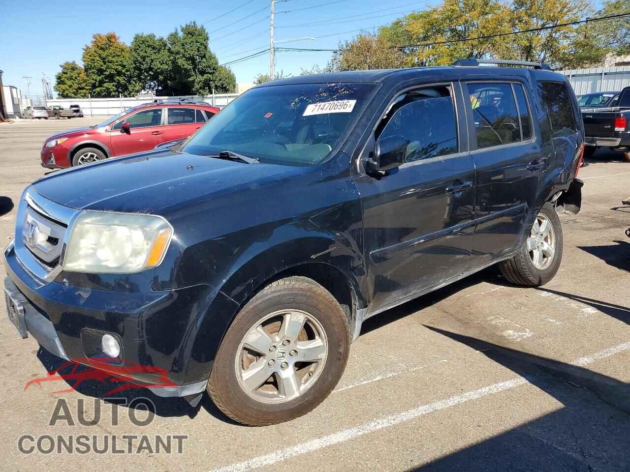 HONDA PILOT 2011 - 5FNYF4H50BB035263