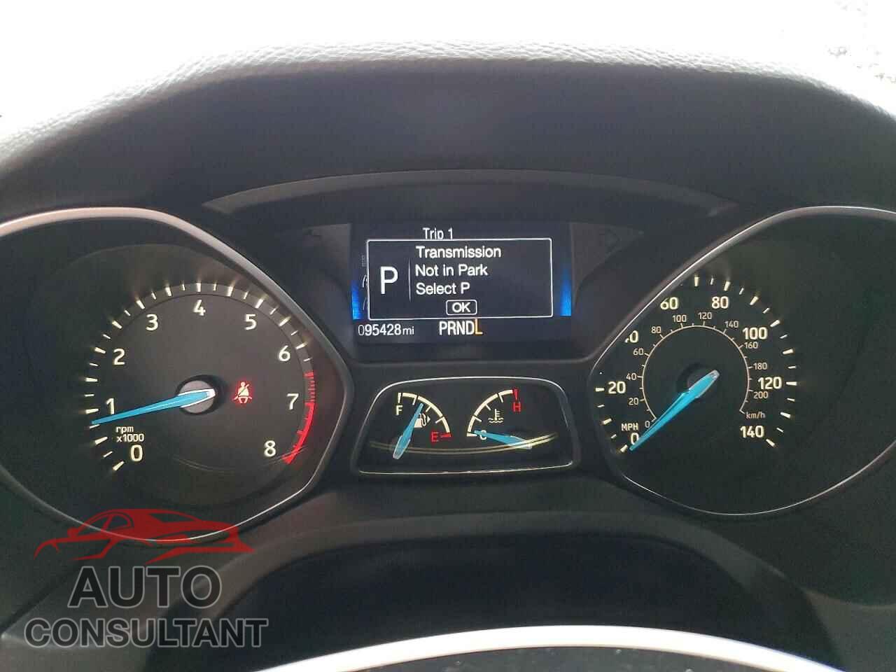 FORD FOCUS 2016 - 1FADP3E21GL279952