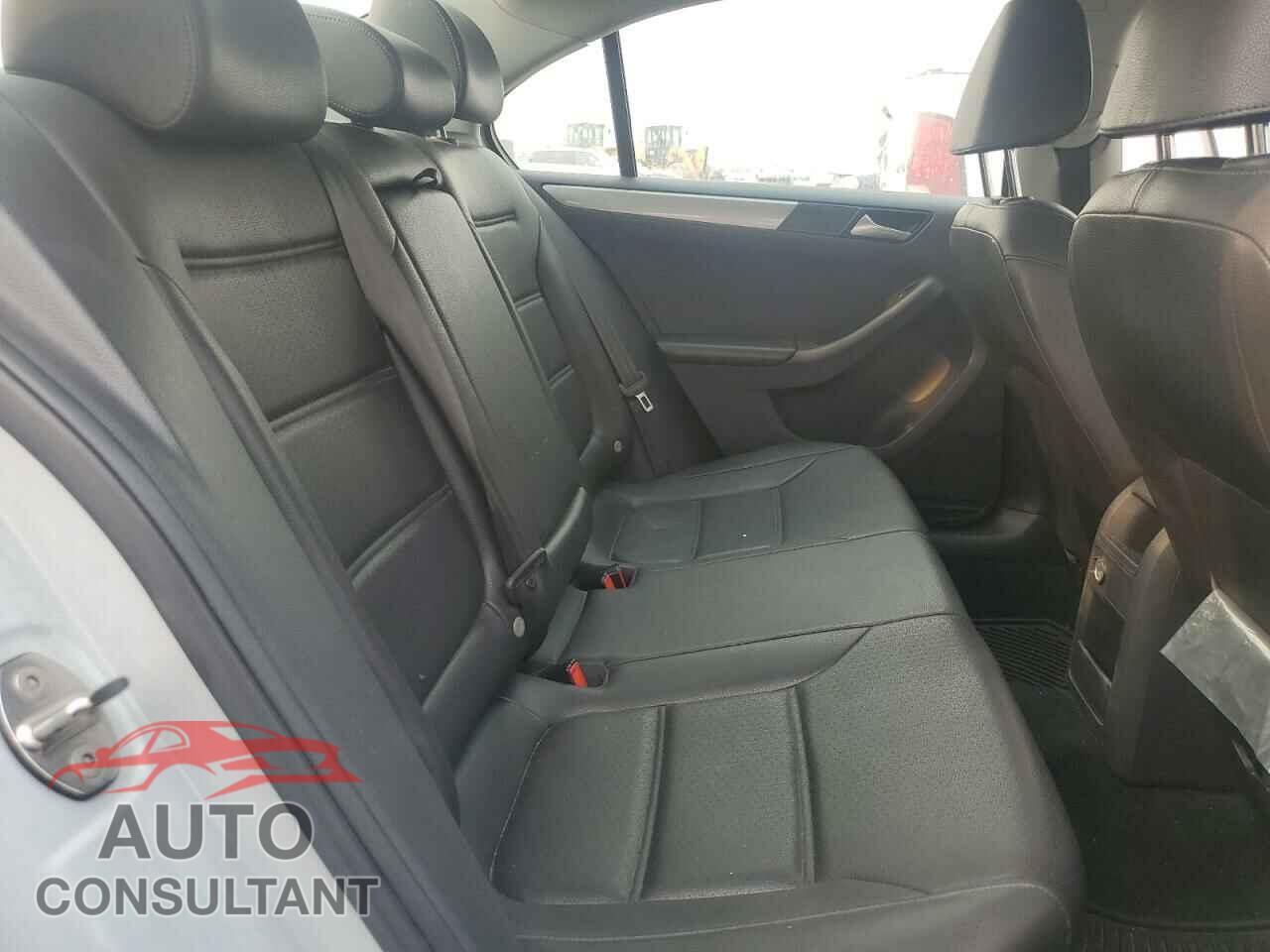 VOLKSWAGEN JETTA 2017 - 3VWDB7AJ1HM278679