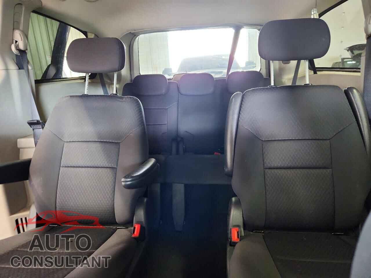 DODGE CARAVAN 2010 - 2D4RN3D18AR440037