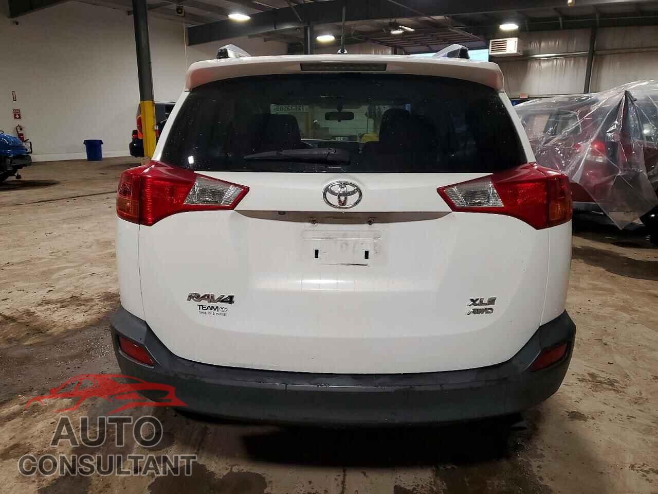 TOYOTA RAV4 2013 - JTMRFREV2DD045485