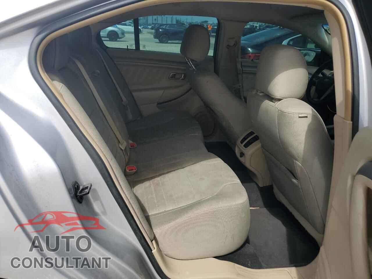FORD TAURUS 2017 - 1FAHP2D8XHG116535