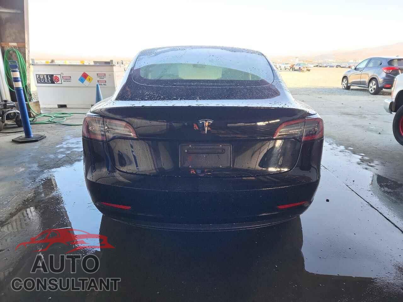 TESLA MODEL 3 2023 - 5YJ3E1EA6PF457400