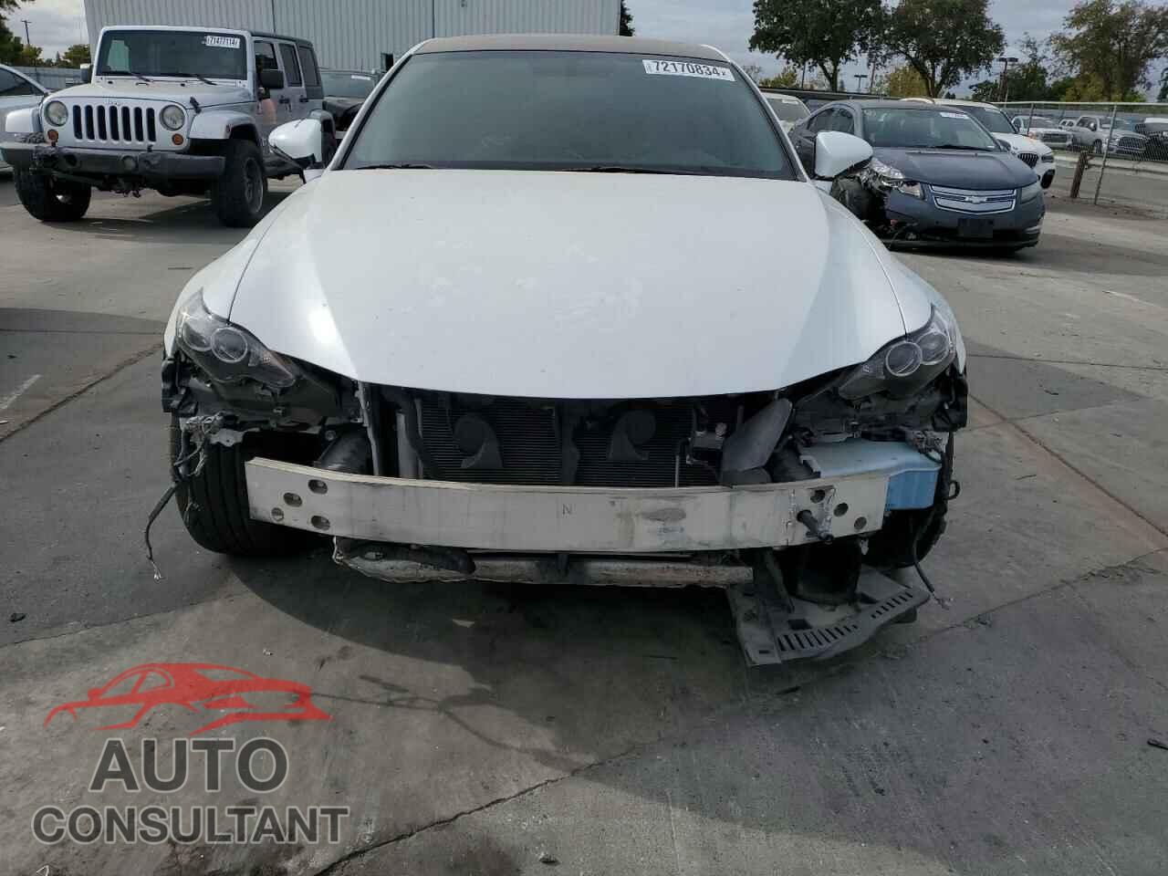 LEXUS IS 2016 - JTHBA1D24G5037670