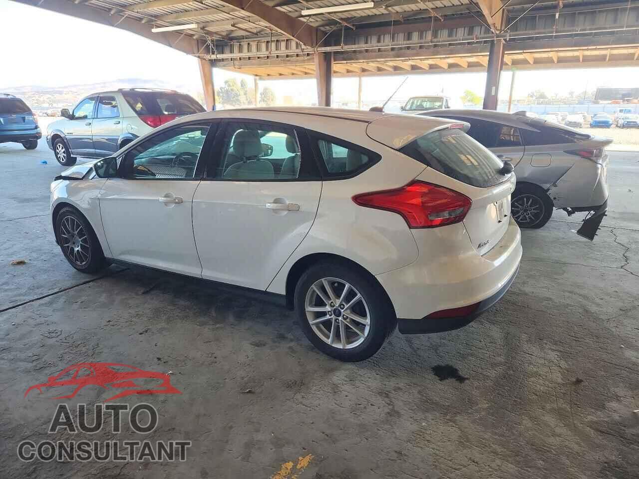 FORD FOCUS 2018 - 1FADP3K27JL282902