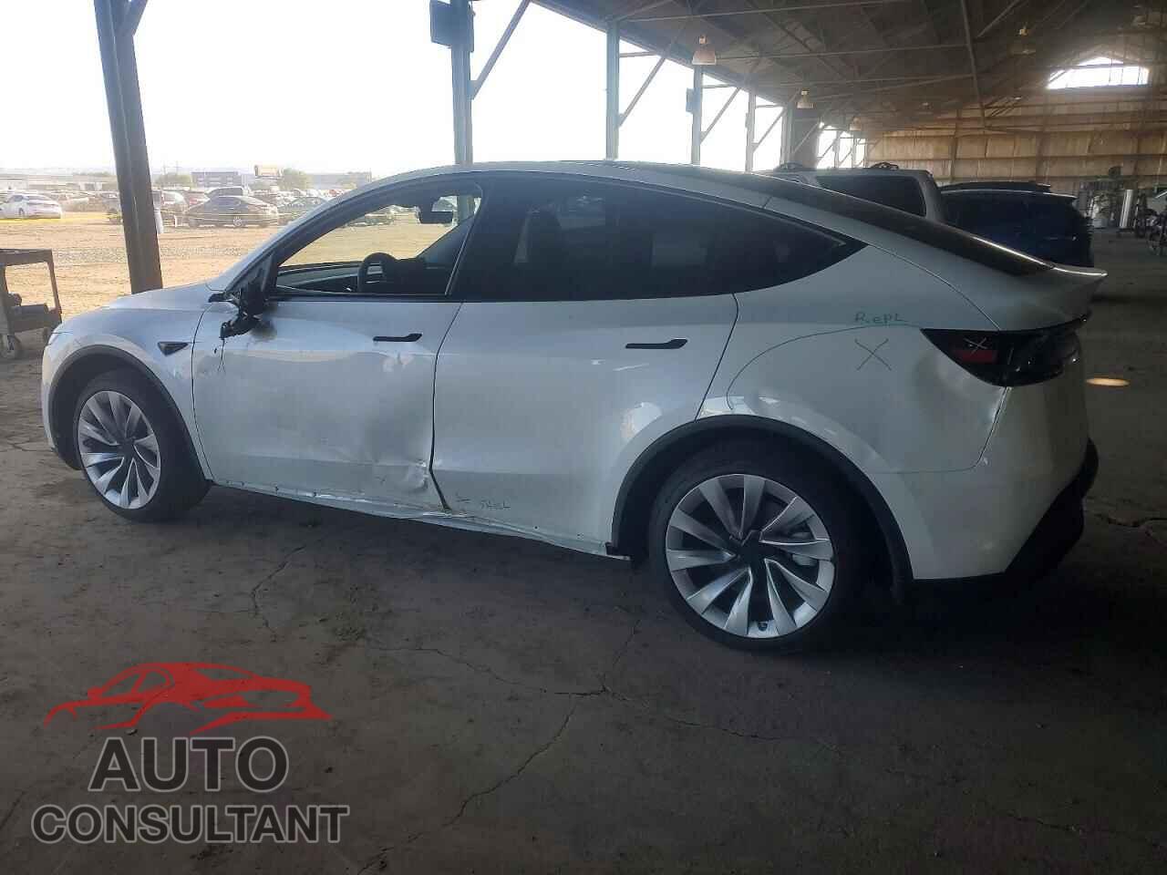TESLA MODEL Y 2026 - 7SAYGDED2TF542453