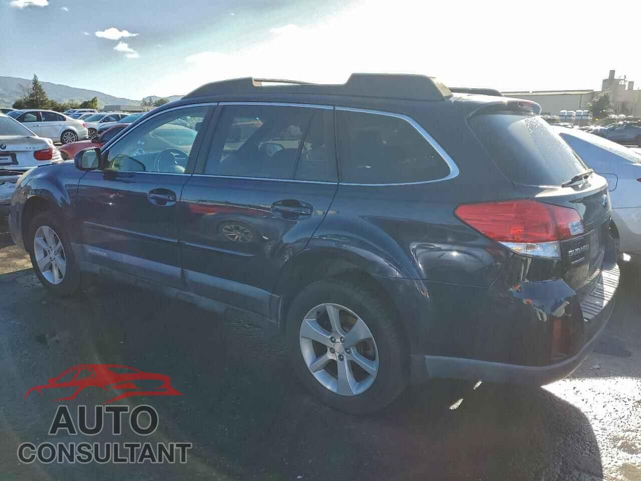 SUBARU OUTBACK 2013 - 4S4BRBGC3D3269443