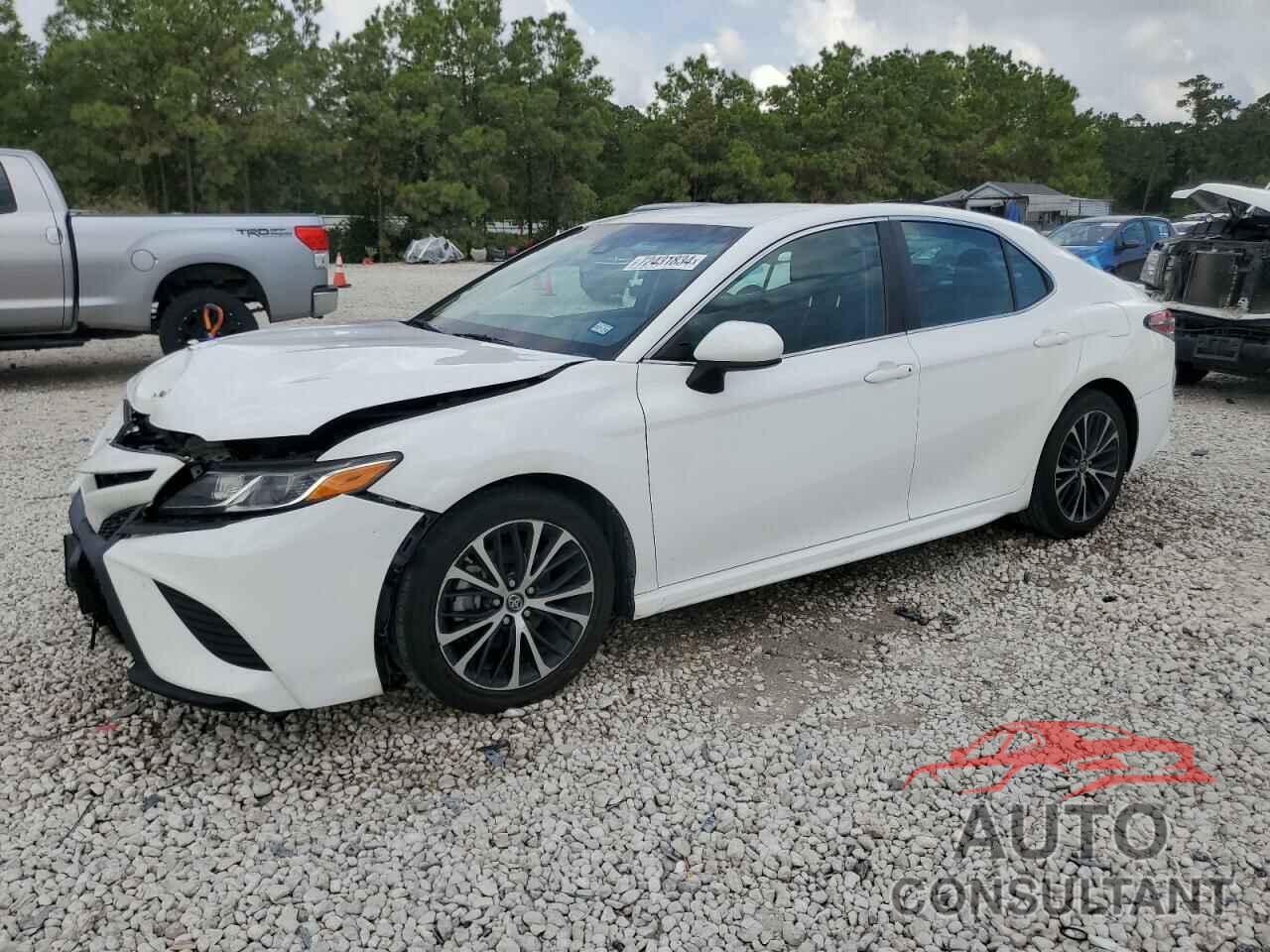TOYOTA CAMRY 2018 - 4T1B11HK0JU542724