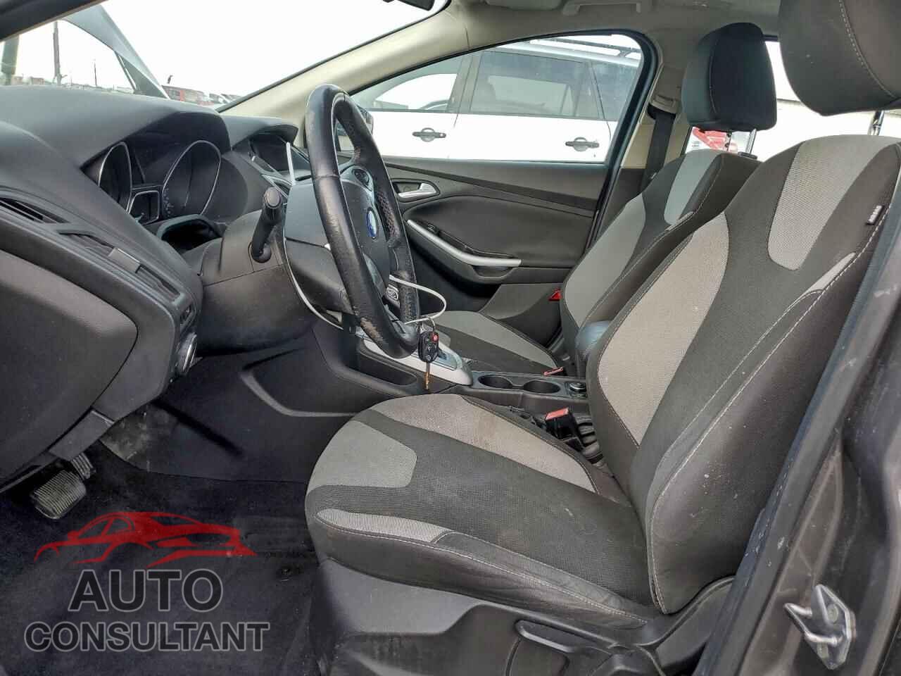 FORD FOCUS 2012 - 1FAHP3F23CL422684