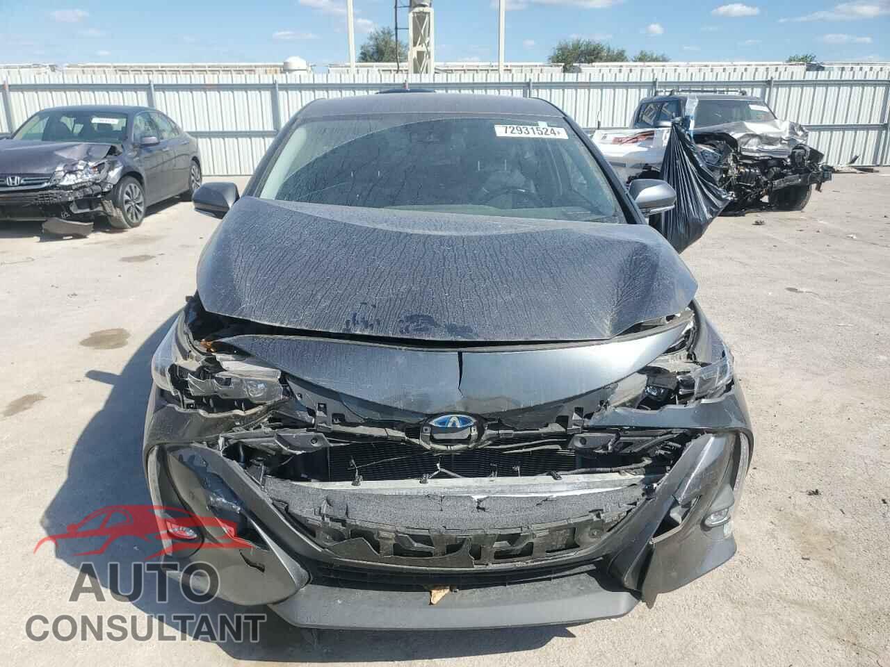 TOYOTA PRIUS 2017 - JTDKARFP6H3003896