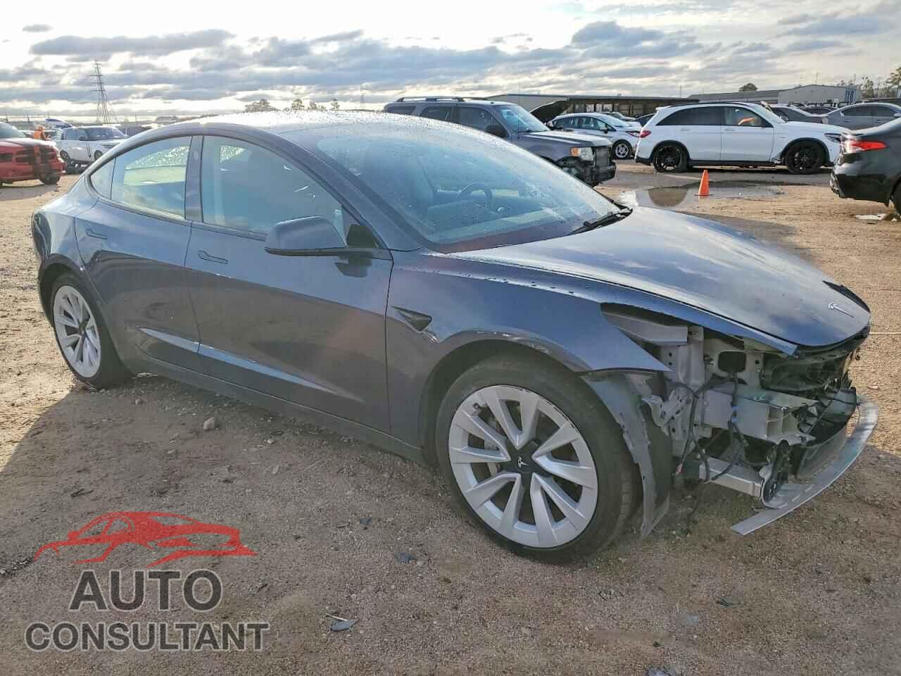TESLA MODEL 3 2022 - 5YJ3E1EA4NF375551