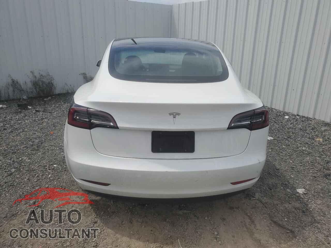 TESLA MODEL 3 2023 - 5YJ3E1EA0PF447672