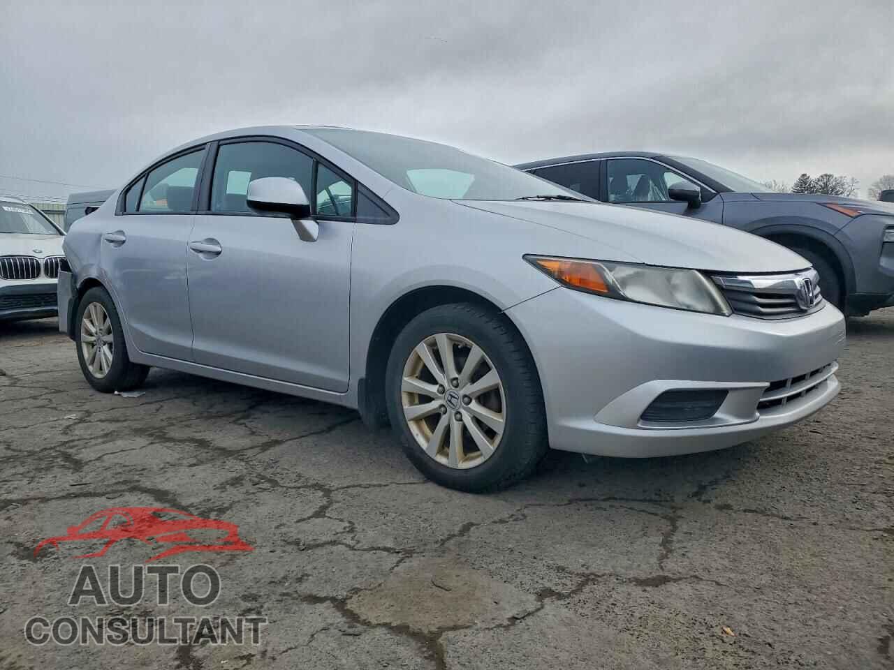 HONDA CIVIC 2012 - 2HGFB2F84CH526551