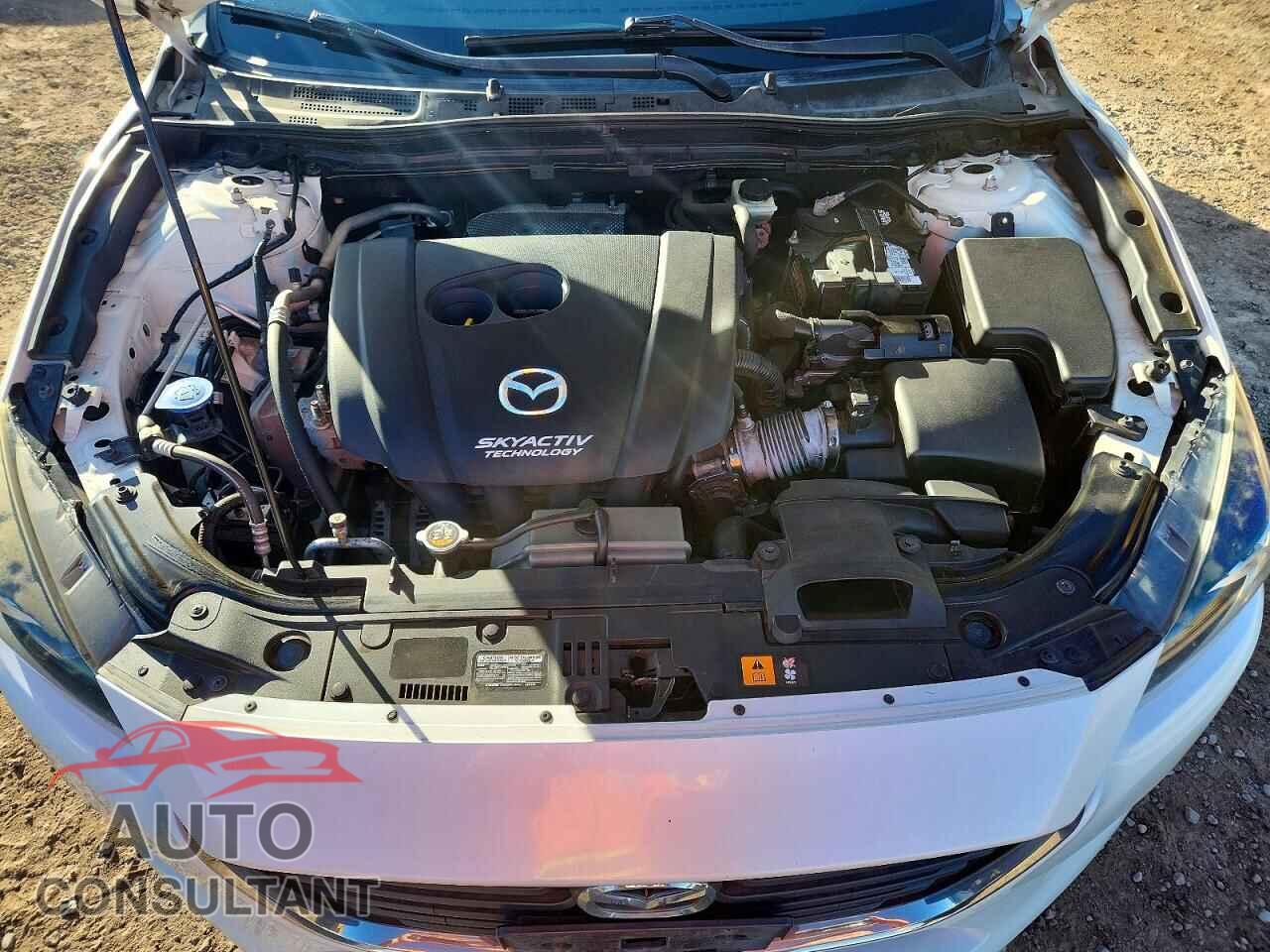 MAZDA 3 2017 - 3MZBN1K75HM144739