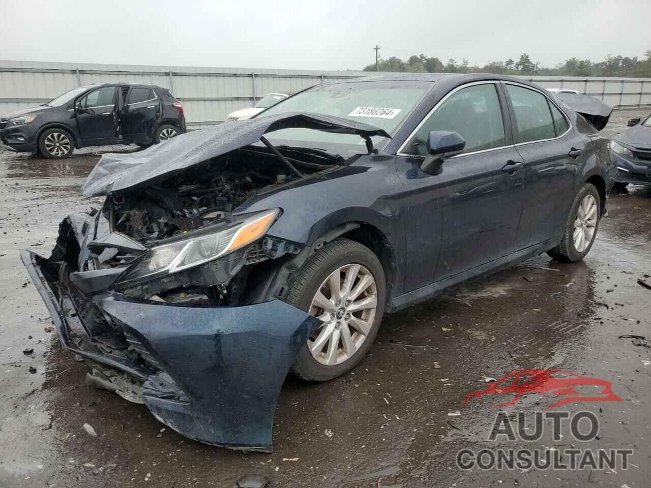 TOYOTA CAMRY 2018 - 4T1B11HK8JU504268