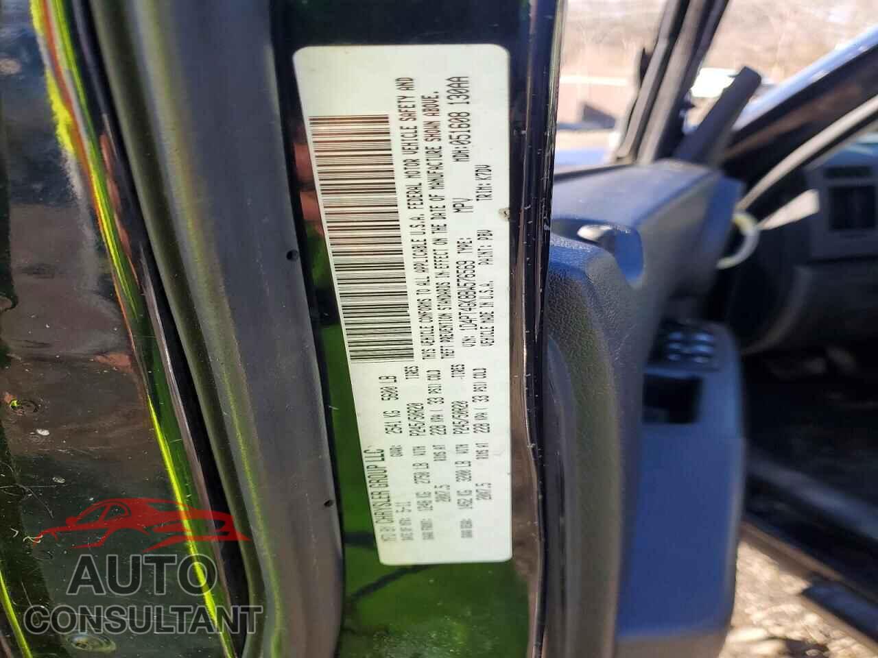 DODGE NITRO 2011 - 1D4PT4GK8BW576569