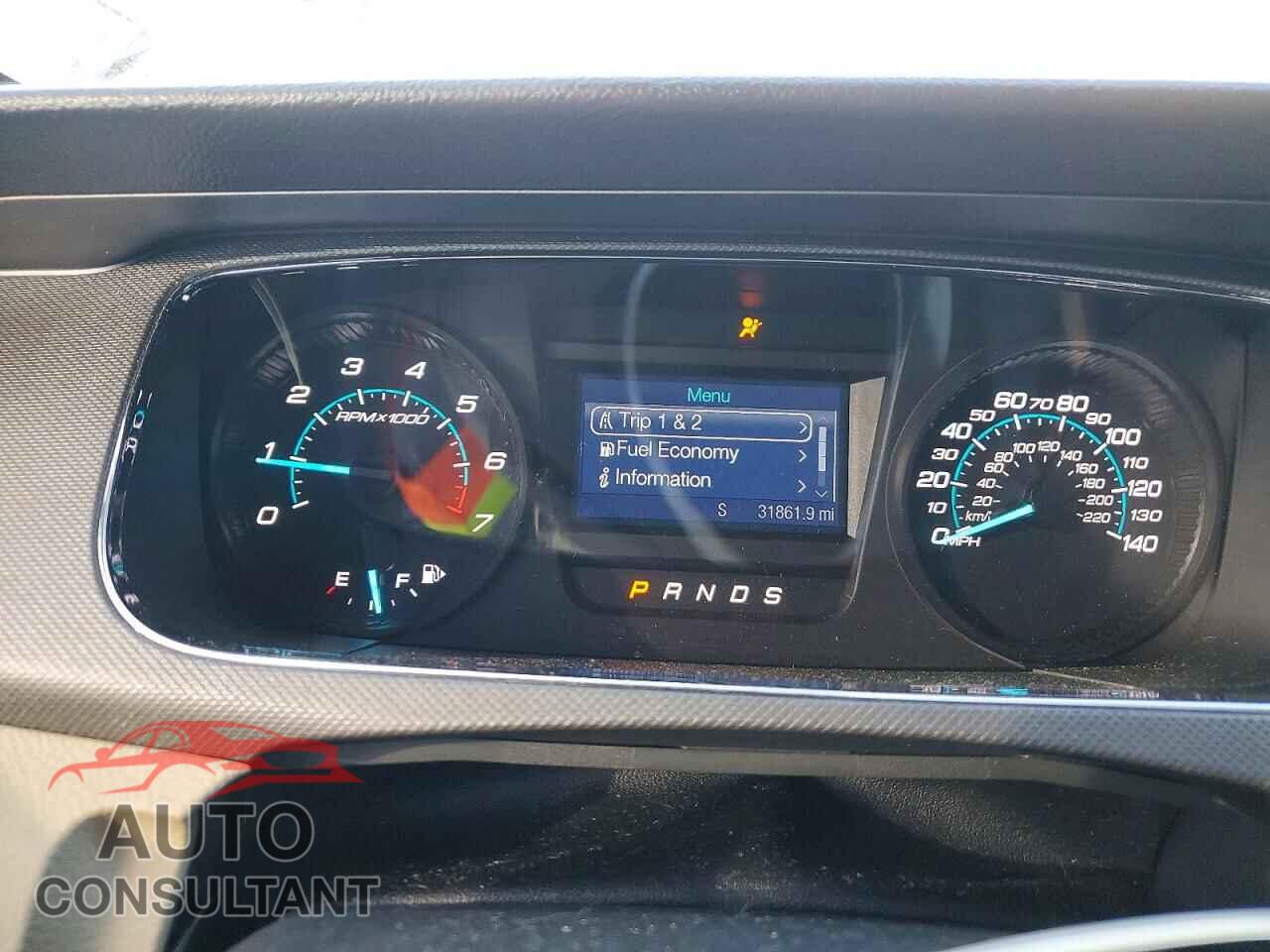 FORD TAURUS 2017 - 1FAHP2D86HG113468