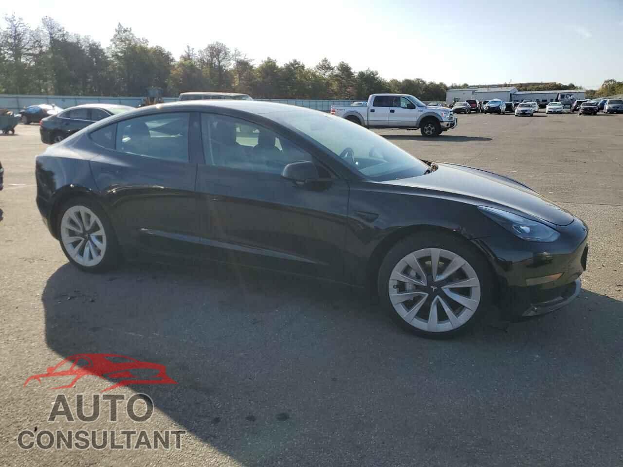 TESLA MODEL 3 2022 - 5YJ3E1EA7NF184870
