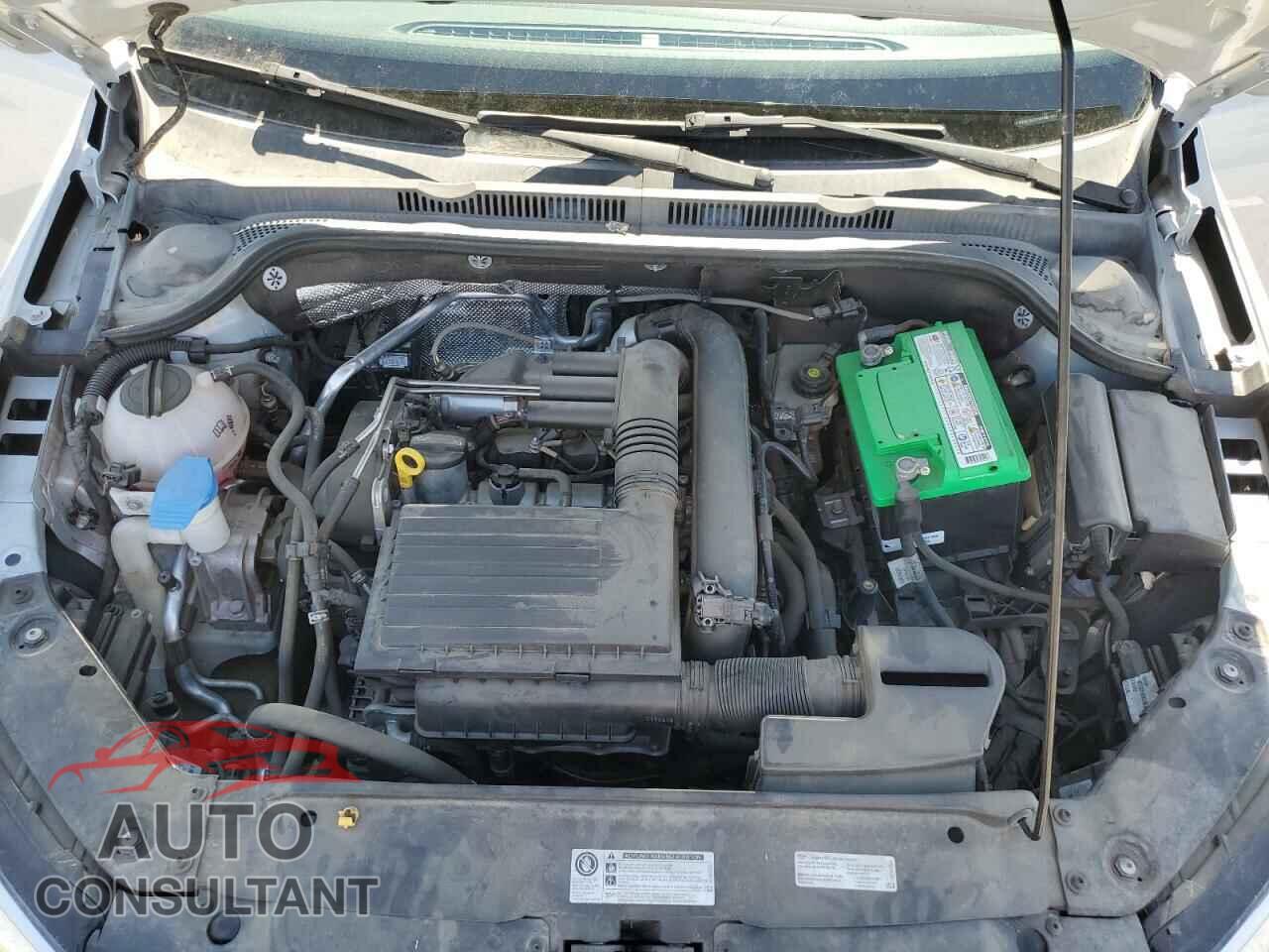 VOLKSWAGEN JETTA 2017 - 3VWDB7AJ0HM411884