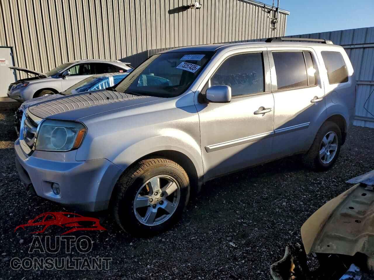 HONDA PILOT 2011 - 5FNYF3H49BB021539