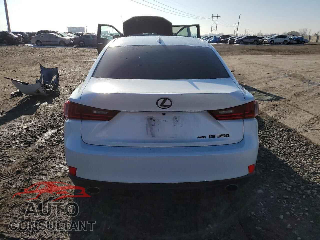 LEXUS IS 2014 - JTHCE1D25E5002254